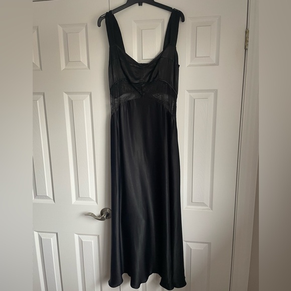 BHLDN Sweetheart Silky Satin Lace Cutout A-Line Gown - Picture 2 of 6